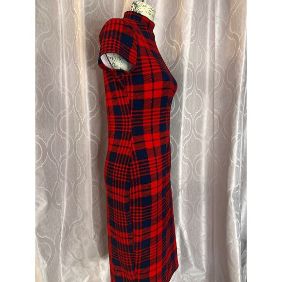 Red and Navy Blue Plaid Dress Women’s Fitted Short Sleeve - Picture 2 of 10